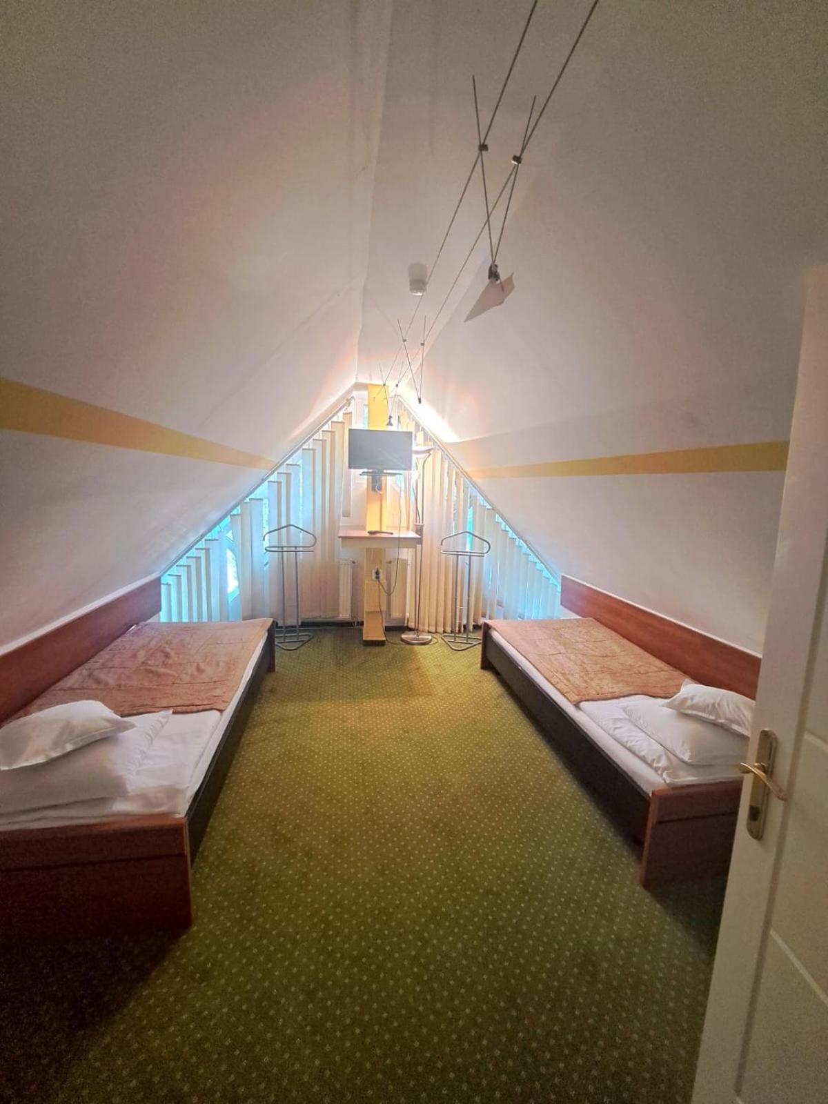 Pensiunea Colina Poiana Brašov Exteriér fotografie