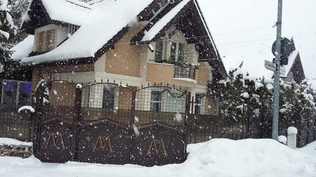 Pensiunea Colina Poiana Brašov Exteriér fotografie